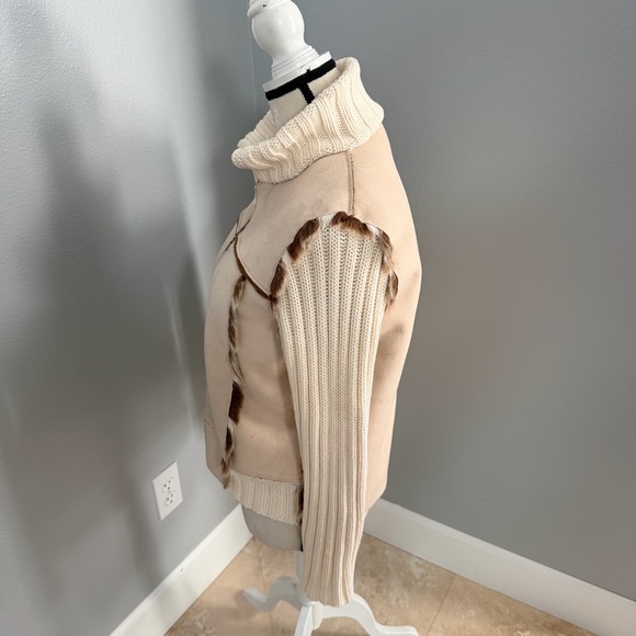 Parkhurst Cream Vest with Fur Accents - Picture 5 of 15